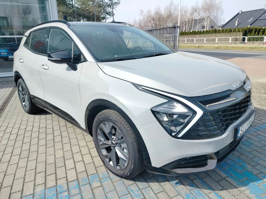 Kia Sportage Hybryda, Anniversary , znikomy przebieg, samochód dealerski