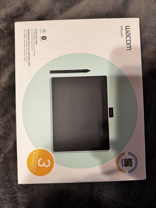 Графічний планшет Wacom Intuos medium з Bluetooth фісташковий