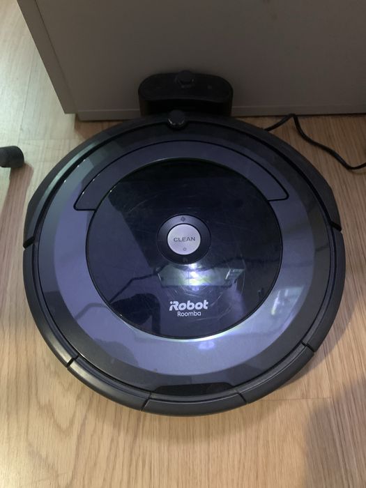 Aspirador Robot Roomba 696