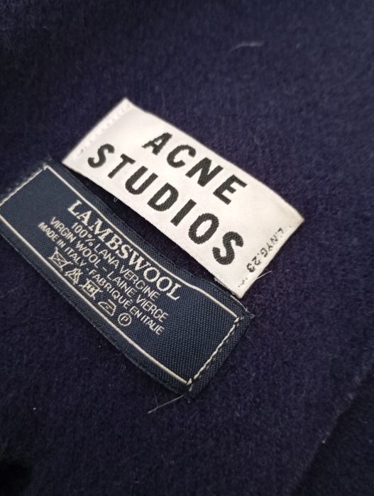 Szal Acne Studios wełna  granatowy