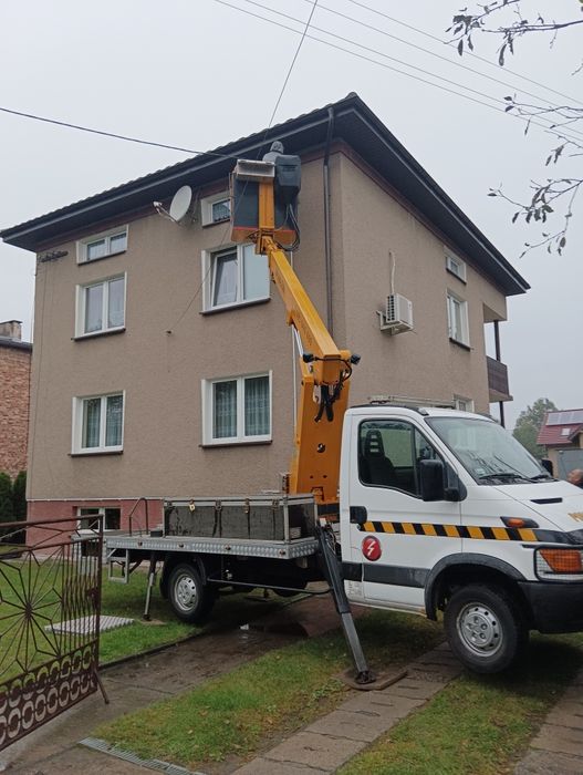 Wynajem podnośnika koszowego.