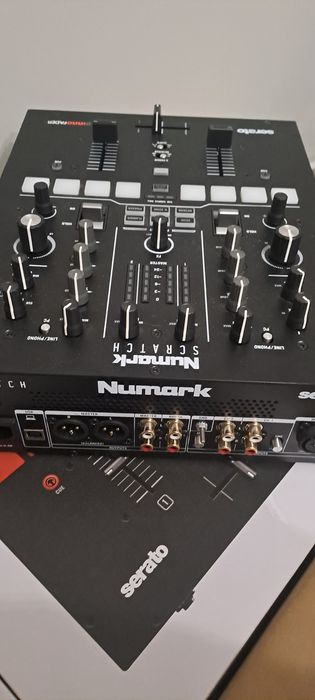 NUMARK Scratch Serato