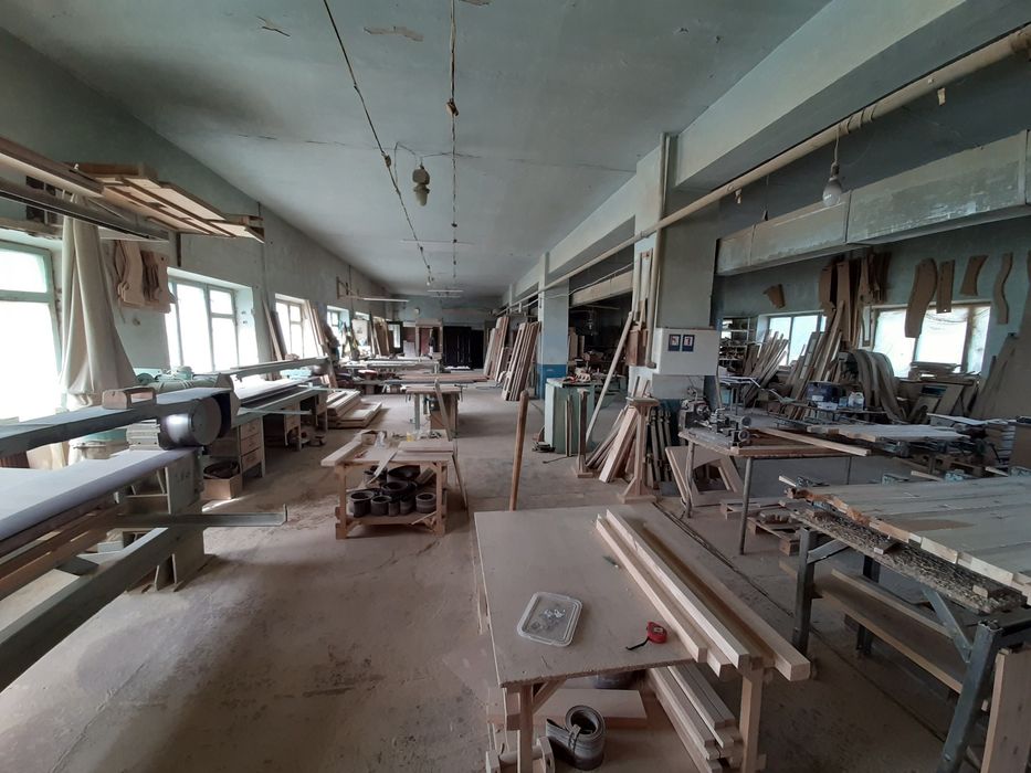 Продаж виробничого комплекса