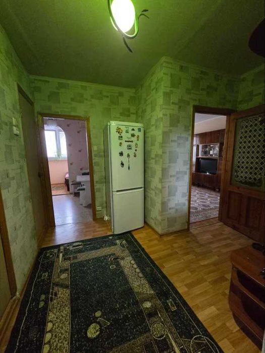 Здам 1 кiм. квартиру вул. Яні Червоної