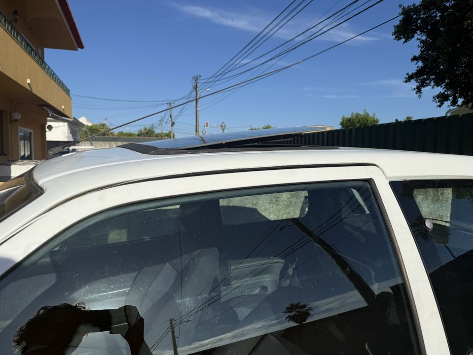 Peugeot 106 - 1998 (1100) c/teto de abrir