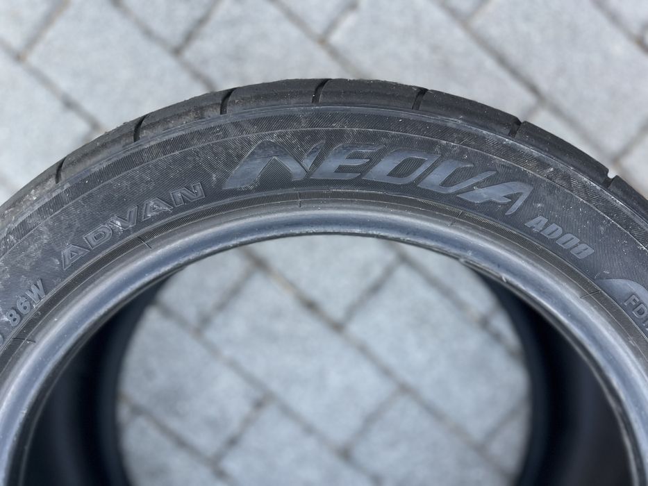 215/45/16 Yokohama Advan Neova AD08 semislick