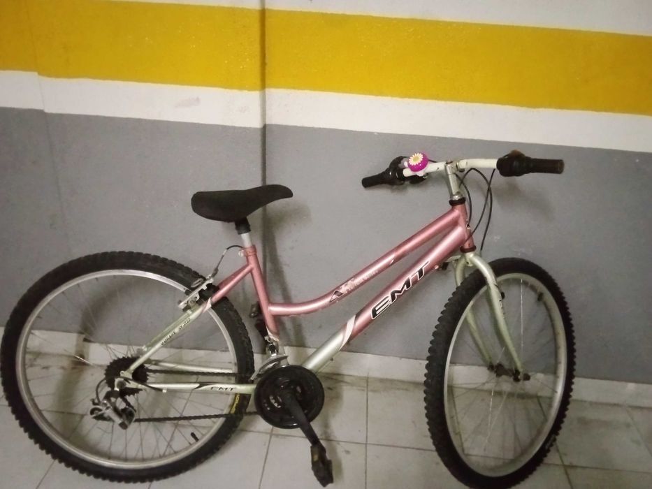 Bicicleta EMT feminina