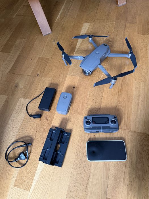 Dron Mavic 2 Pro Combo bogaty zestaw