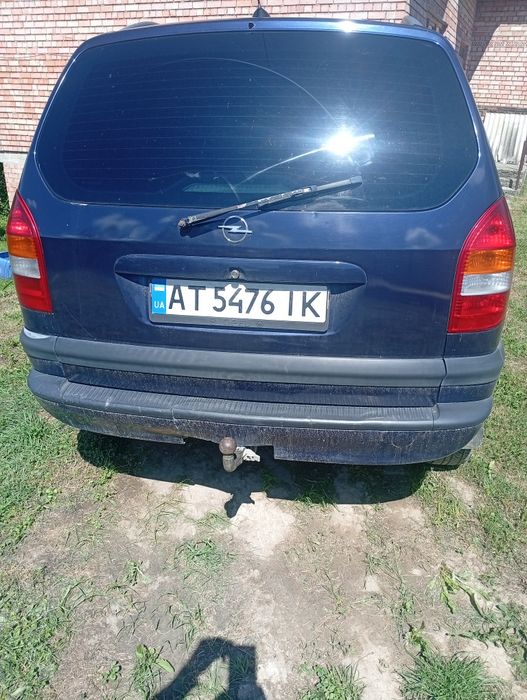 Авто Опель зафіра