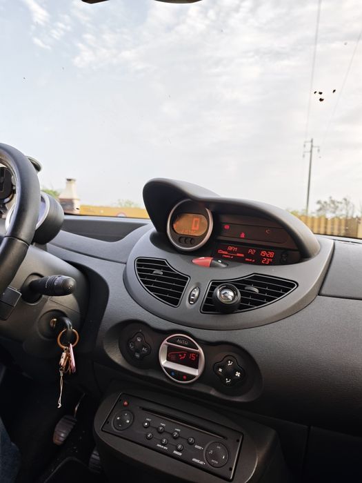 Renault Twingo II