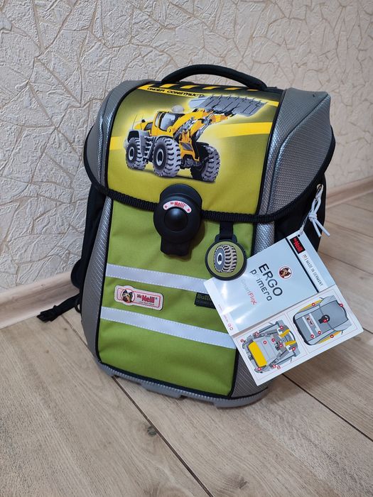 Продам школьный рюкзак для мальчика