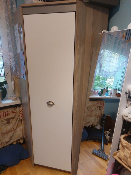 Szafa narożna i słupek