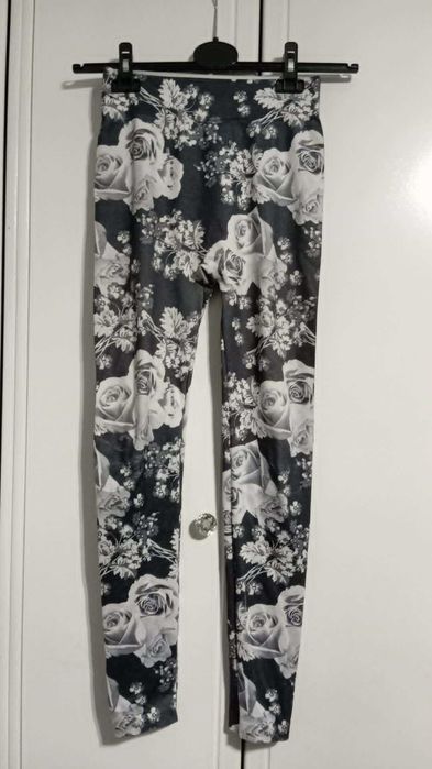 Legginsy w róże