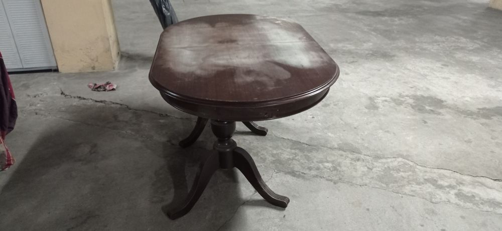 Mesa de sala ou cozinha