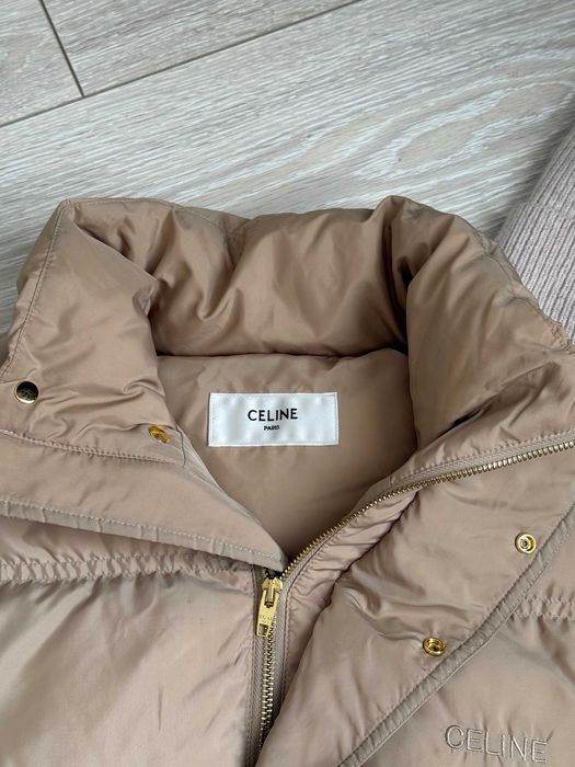 Жіноча пухова куртка