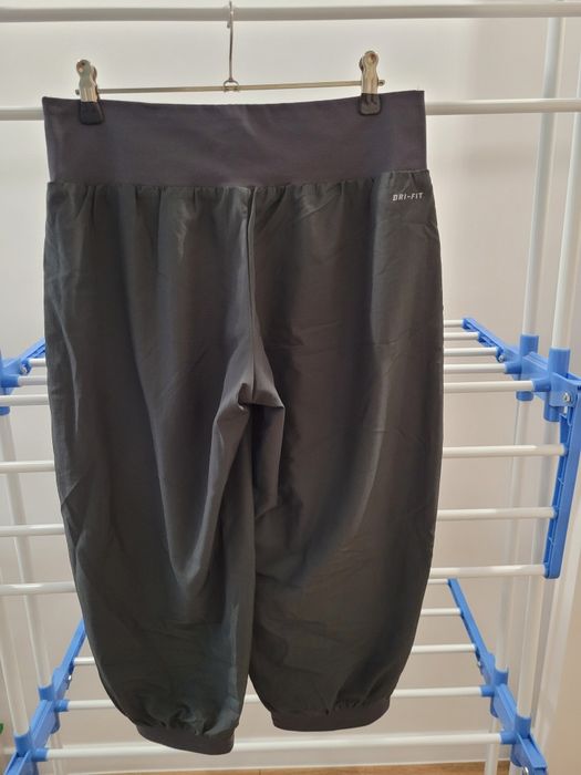 Spodnie Nike 3/4 r.S