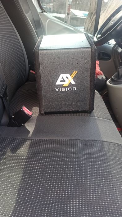 Саб активный ESX Vision V800A.
