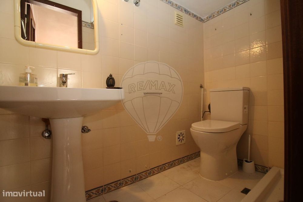 Moradia T4 para venda