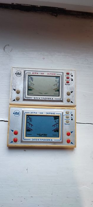 Игра электроника 2 штуки