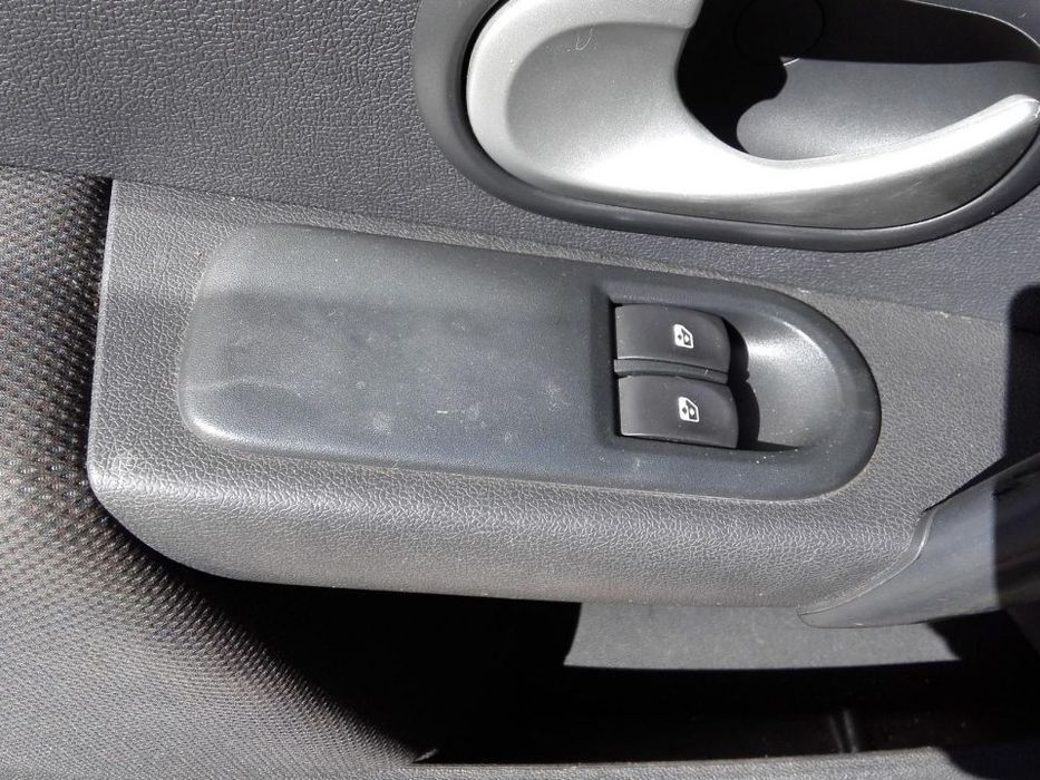 Botão vidros Renault Clio 3