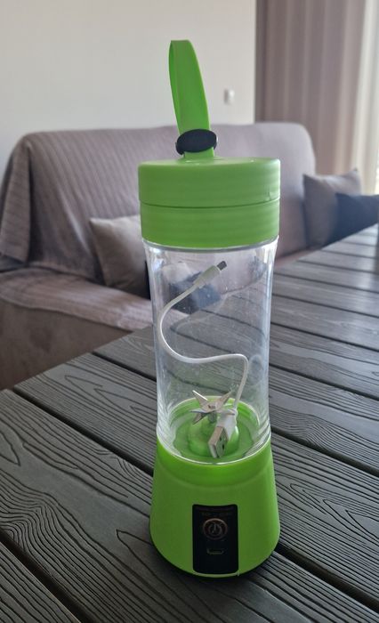 Liquidificador com bateria novo