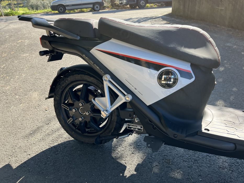 Scooter eletrica Super Soco CPX Pro - PROMOCAO