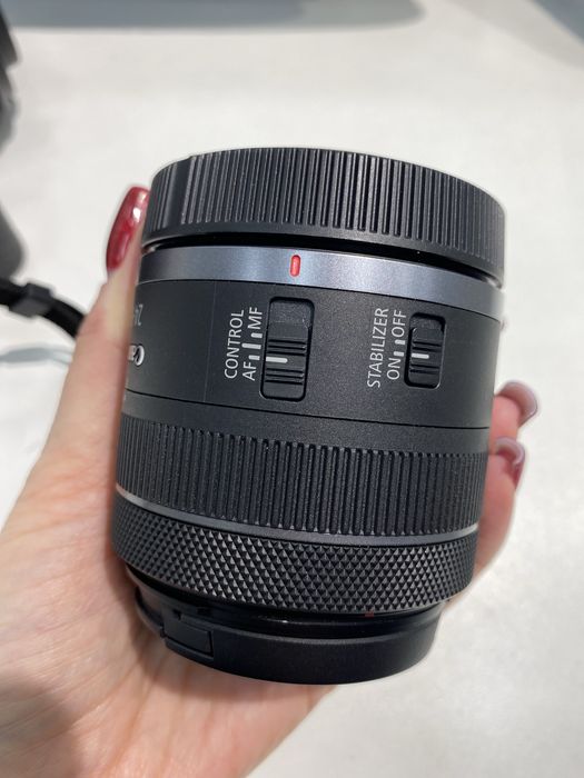 Canon EOS R8 RF 24-50 IS STM