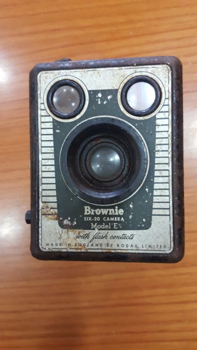 Very Old Brownie Camera64729672105859120