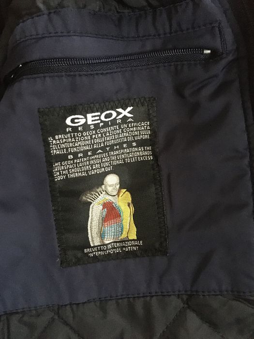 Курточка женская Geox Respira