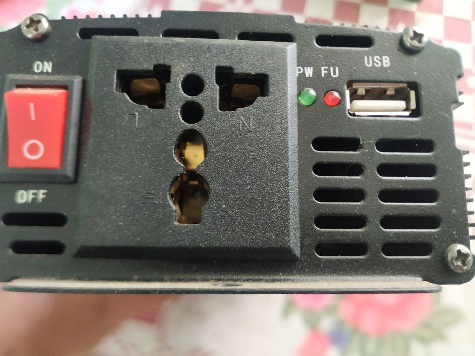 Перетворювач напруги