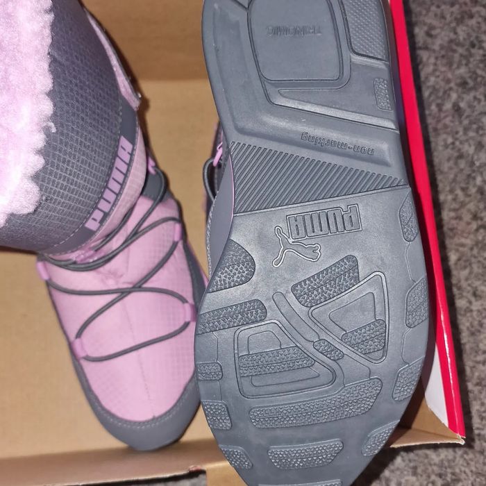 Buty zimowe ba dziecko Puma, GRATIS 2 koszulki