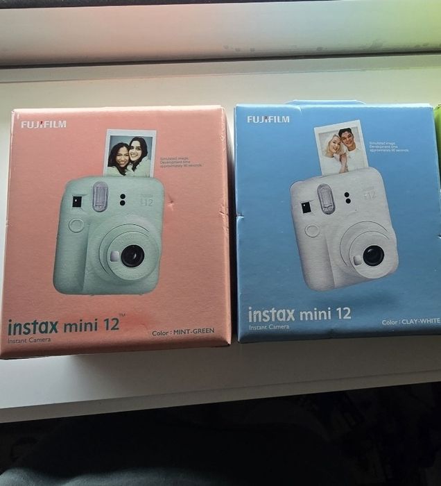 Fujifilm instax mini 12 NOVA