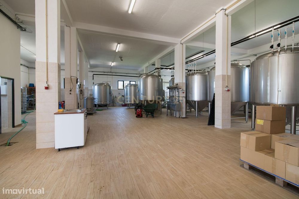 Fábrica de Cerveja Artesanal em S. Miguel de Alcainça, Mafra
