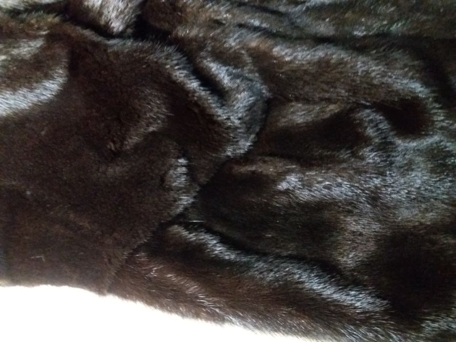 Шуба з норки жіноча,терміново