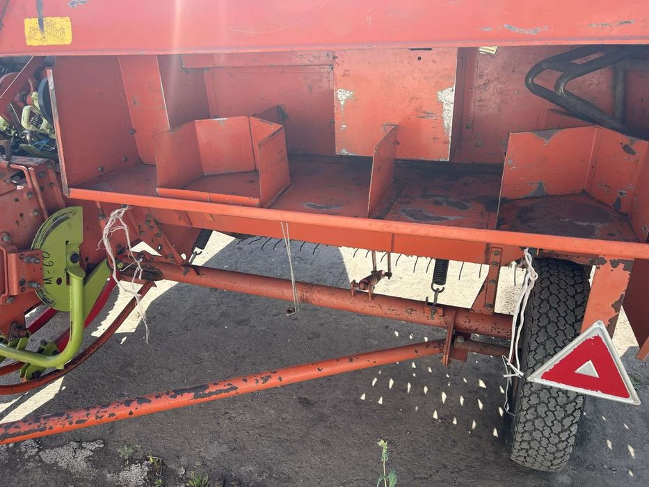 Пресс-подборщик