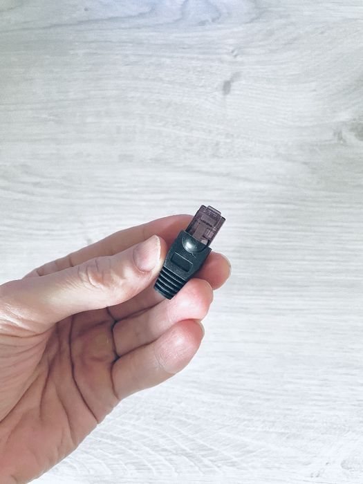 Кабель Micro USB, удлинитель, док-станция Belkin, коннекторы RJ-45, се