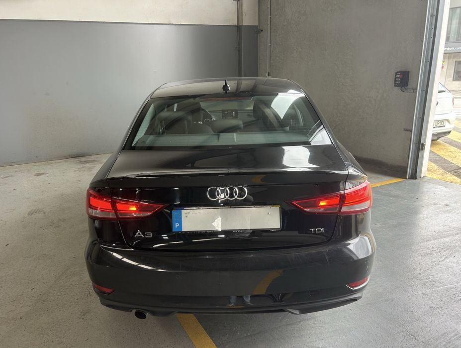 Audi A3 Limousine 1.6TDI Design de 2018