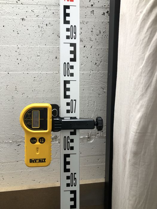Niwelator rotacyjny DeWalt