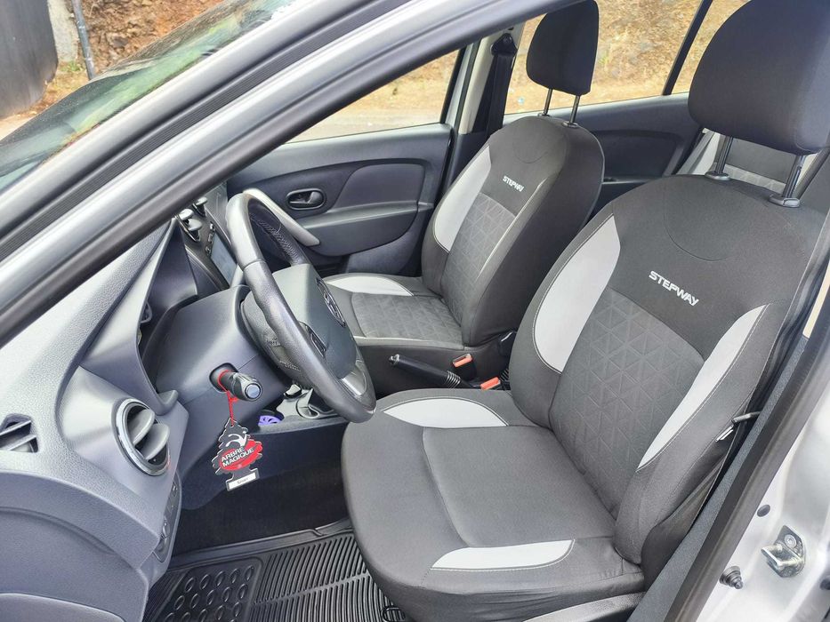 Dacia Sandero — fotografia 9
