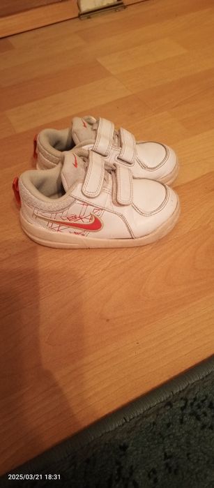 Buty dla dziewczynki rozmiar 23
