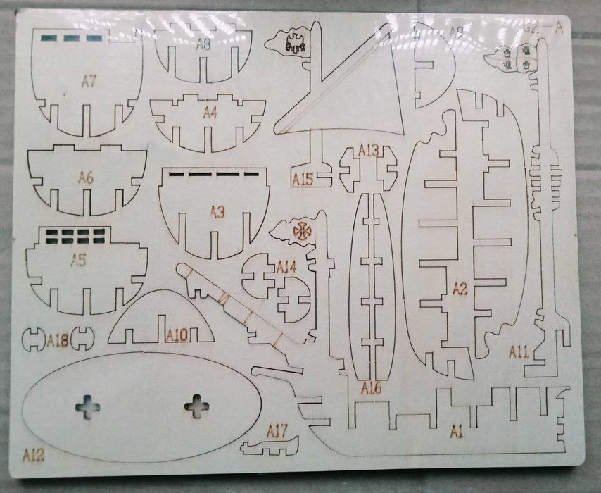 Деревянный конструктор 3 D.Мячики для настольного тенниса.