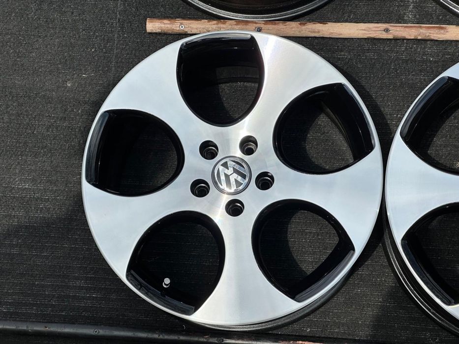 Диски R18 5/112 VW Golf 6/7/8 Passat B6 B7 B8 Touran Caddy Skoda Seat