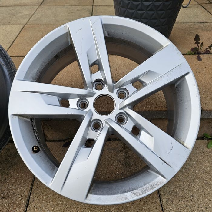 Felga 17cali 5x112 7j et49 oryginał Seat Leon 5F0