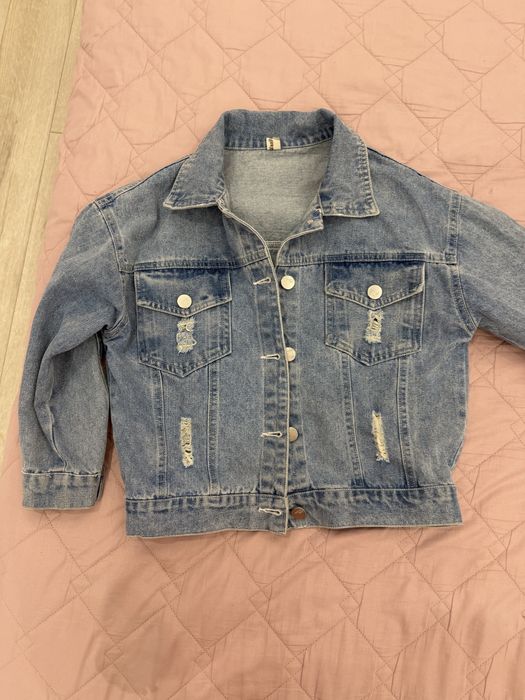 Джинсова куртка для дівчинки