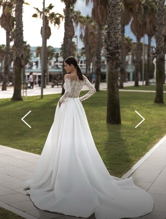 Нова весільна сукня, S-М