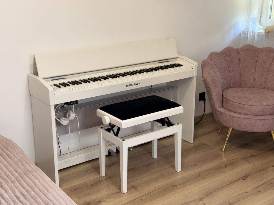 Pianino cyfrowe Pearl River Modern – biały mat | Stan idealny