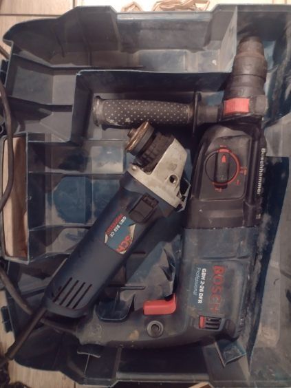 Młotowiertarka i szlifierka kątowa Bosch. Zestaw