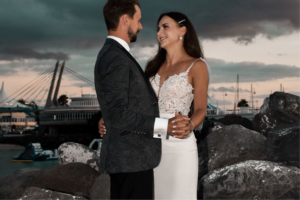 Suknia ślubna dopasowana