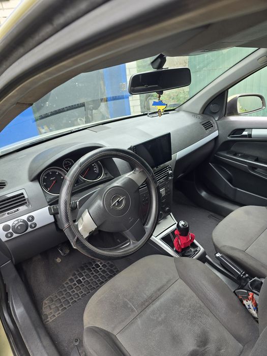 Opel Astra h 1,7