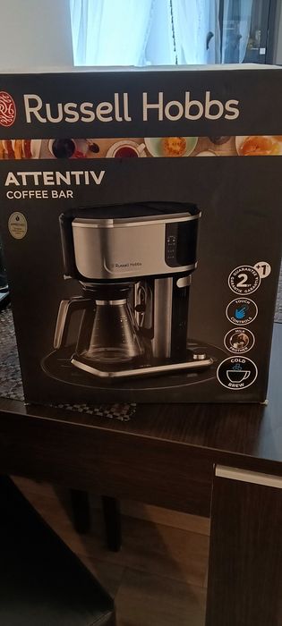 Ekspres do kawy Russell Hobbs Attentiv Coffee Bar